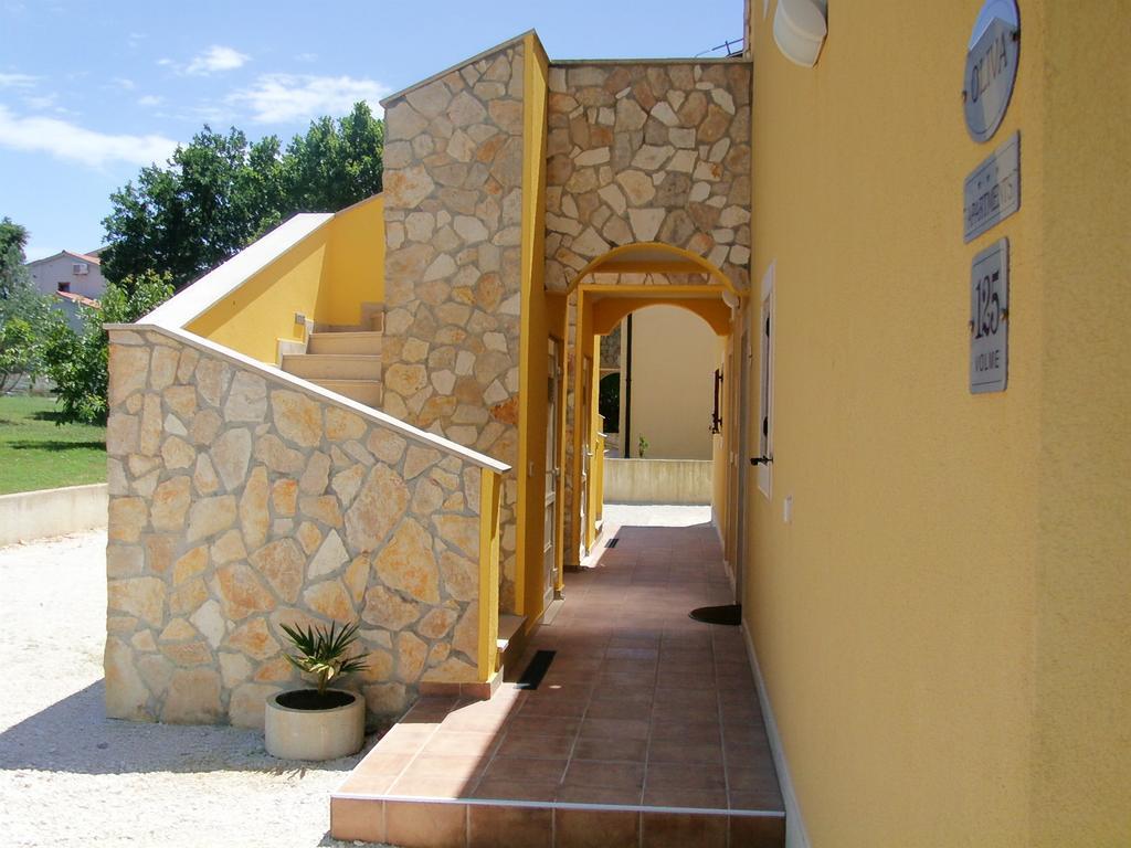 Oliva Holiday Apartment Banjole Bagian luar foto
