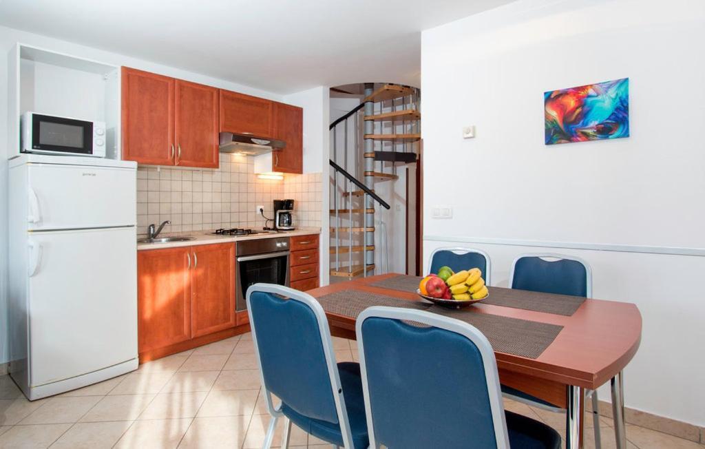 Oliva Holiday Apartment Banjole Bagian luar foto
